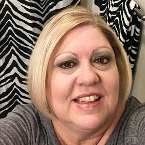 Meet your Posher, Heidi